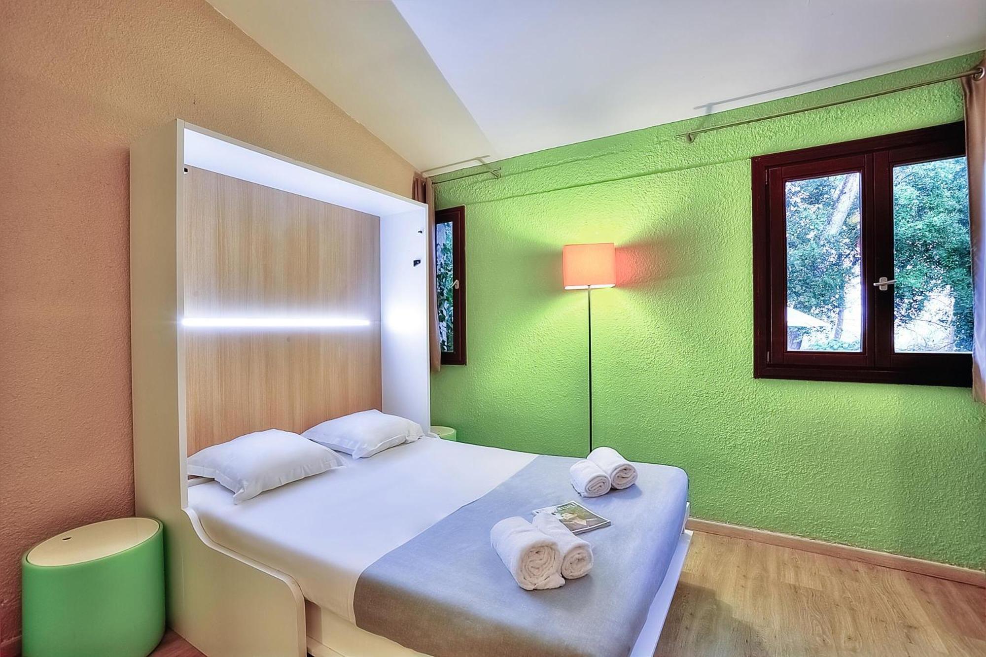 Belambra Clubs La Colle-Sur-Loup - Les Terrasses De Saint-Paul De Vence Hotel Room photo